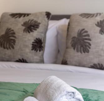 Upper Riccarton Apartamento | Upper Riccarton dream - 2 bed 2 bath w/carpark