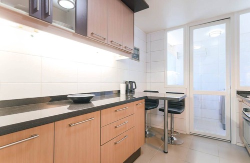 Apoquindo Apartamento | Upper Views 2D Wifi, Balcony & Parking