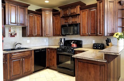 Castro Valley Villa | Upscale 4 Bedroom Castro Valley Villa