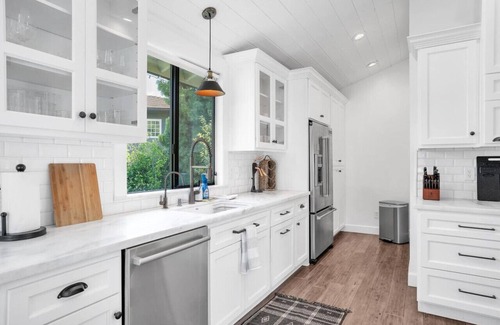 Fallbrook Casa | Upscale 4BR Retreat near Monserate Winery Pool Spa