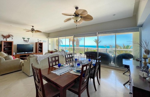 Puerto Penasco Casa | Upscale Beachfront Condo with Tub and Private Beach