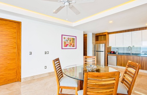 Mismaloya Condominio | Upscale condo with wraparound oceanfront view, pool & pool spa