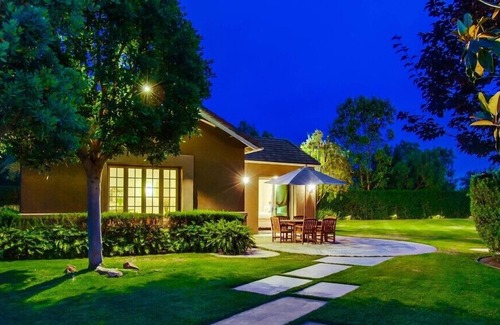 Lone Tree Estates Cabaña | Primera Close Cottage a Del Mar Beach