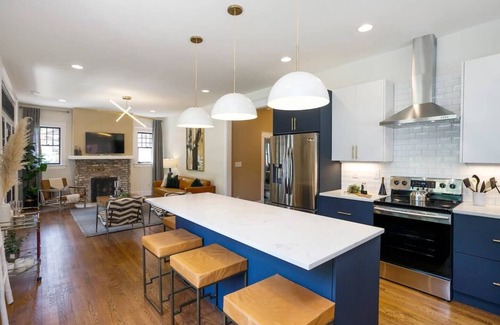 Hillsboro Village Casa | Upscale Craftsman, Hot Tub, Walk to Belmont & 12 So