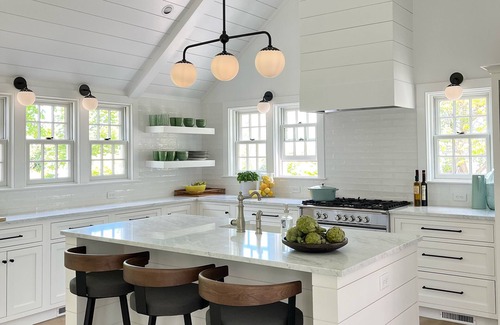 Barnstable Casa | Upscale Home in Seaside Neighborhood with Private Way to Water