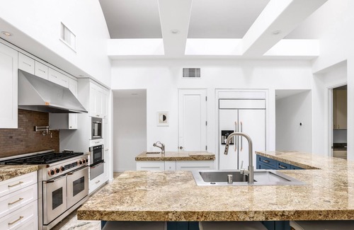 The Mesa Casa | Upscale home with private pool and hot tub, firepit, room for entertaining