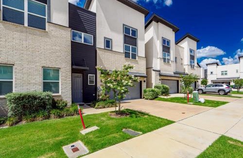 Irving Casa | Upscale Irving Townhome