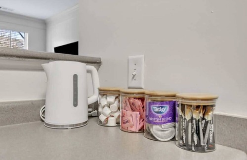 Southwest Raleigh Apartamento | Upscale King 1BR Suite to Downtown Raleigh!