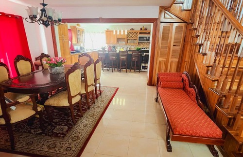 Tower Isle Casa | Upscale, Large country estate overlooking Spring Valley & the Caribbean Sea