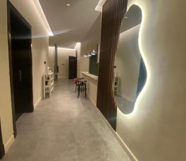 Riyadh Apartamento | Upscale modern apartment شقة راقية أمام محطة الميترو