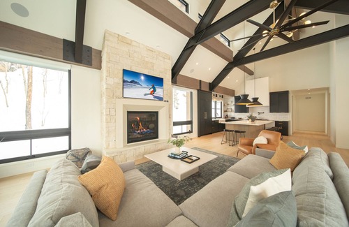 Keystone Casa | Stunning Home with private Hot Tub & free Shuttle