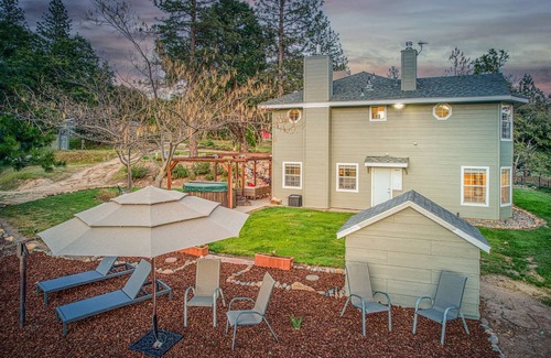 Wishon Casa | Upscale Mountain retreat near Bass Lake