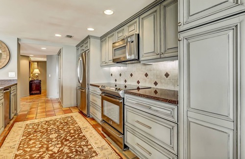 Fernandina Beach Apartamento | Upscale, newly furnished, single level end unit, with 180 degree view