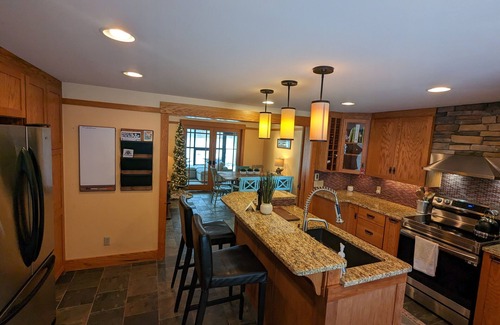 Timberline Casa | Upscale, Quiet & Private, Easily Accessible