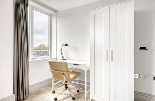 Primrose Hill Apartamento | Upscale St Johns Wood 2BR w/ Balcony, nr Regents Park, by Blueground