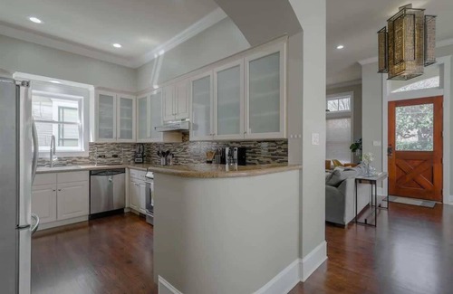 Uptown Casa | Upscale Uptown Estate in heart of Dallas