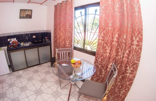 El Cerro Apartamento | Moderno apartamento nuevo cerca del parque nacional