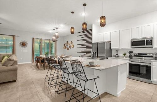 Kissimmee Casa | Upstay Bella Vida Resort - Resort-Style 12BR Villa