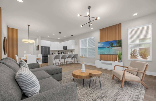 Four Corners Casa | Upstay - Modern Home New Development w Pool