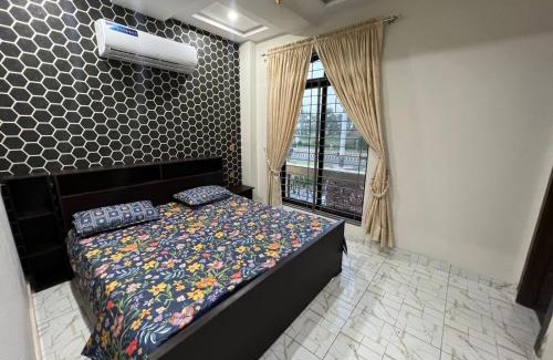 Punjab Apartamento | Uptown Residences