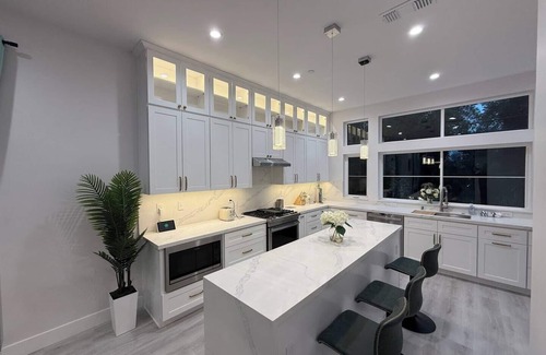 Poverty Ridge Casa | Uptown!!!!