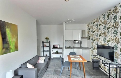 Mulhouse Apartamento | "Urbaine Jardin" Charming studio ideally located "Les Péri-Urbaines"