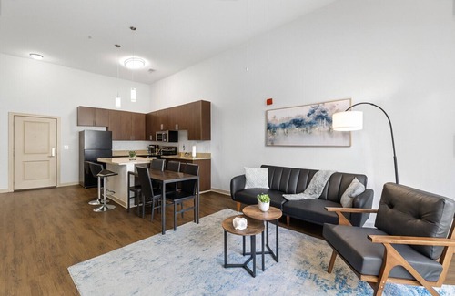 Five Points South Apartamento | Urban 1BR Apartment | Prime Location
