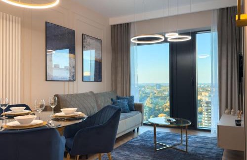 Katowice Apartamento | URBAN APARTMENTS GLOBAL SkyLine, 25th floor No 05, Free Garage, Self Check-in, No Deposit