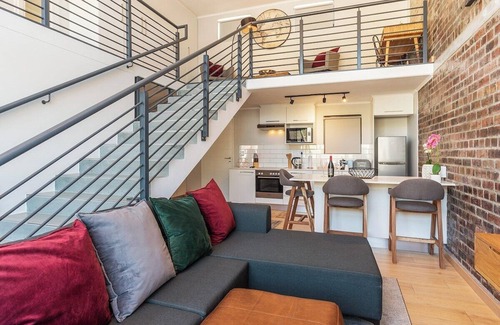 Salt River Apartamento | Urban Artisan Loft with Mountain Views & Fast Wi-F