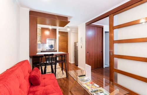 Bellas Artes Apartamento | Urban Burgundy - 1BR, Metro, Wifi, TV