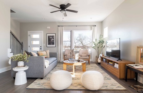 Talbot's Corner Cabaña | Urban by Avantstay Elegant East Nashville Condo Hip & Trendy Area