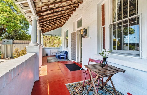 East Perth Casa | Urban Central Character Home