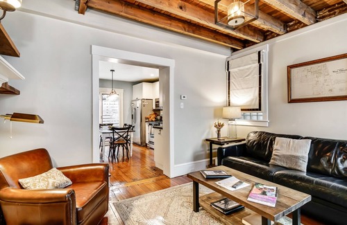 Center City Casa | Urban Charm! 4BR/2BR Retreat w/Patio & Parking