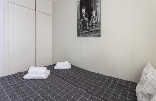 Mirow Apartamento | Urban Chic - Cozy One-Bedroom in Warsaws Vibrant Center, Żelazna Street
