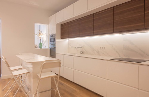 Ibiza Apartamento | Elegancia Urbana en el Corazón de Retiro