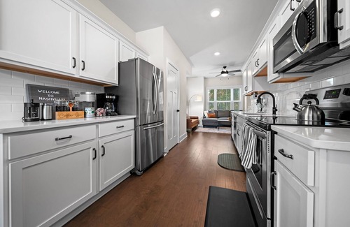 Nashville Casa | Urban Escape w/ Gym: Near Airport & Downtown Nash!