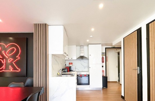 Faubourg-du-Roule Apartamento | Urban Flat 128 - Art Rock 4BDR Flat near Champs-Elysées