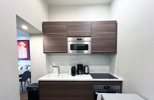 Strasbourg -Saint-Denis Apartamento | Urban Flat 94 - Sublime 4BDR Flat Coco Chanel