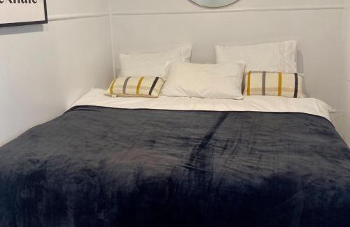 Newtown Casa | Urban Getaway Apartment Ipswich