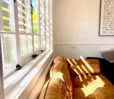 Newtown Casa | Urban Getaway Apartment Ipswich