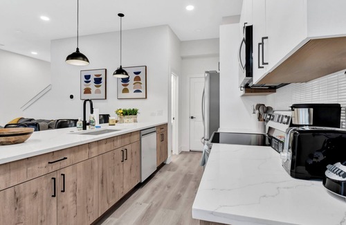 Dallas Hotel | Urban Haven in the heart of Dallas l Pet Friendly