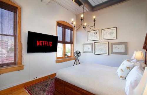 Old City Apartamento | Urban Haven Loft Near Market Square