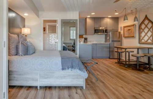 Melrose Apartamento | Urban Hideaway Cozy Studio with Pool Access
