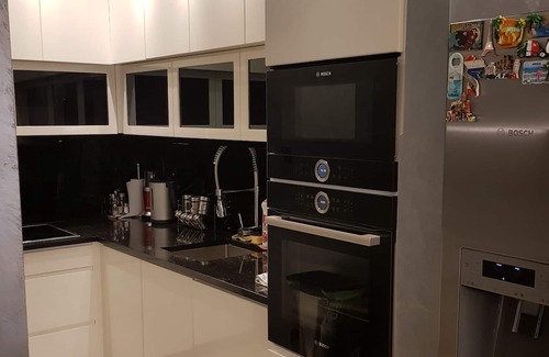 Vukov Spomenik Apartamento | Urban Home Sweet Home & Parking