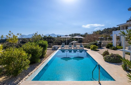 Afandou Villa | villa de la isla urbana, sublime vista al mar área de la naturaleza