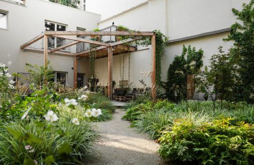Leopoldstadt Apartamento | Urban Jungle Apartments
