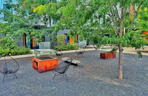 Downtown Des Moines Apartamento | Urban Jungle Retreat (417)