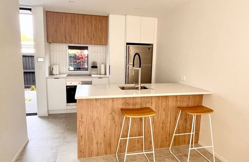 Saint Albans Casa | Urban Locale: Bars, Bites, Shops