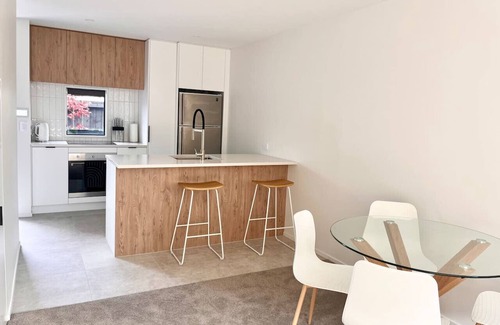 Saint Albans Casa | Urban Locale: Bars, Bites, Shops