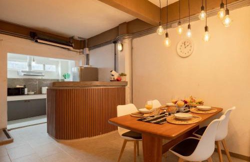 Phra Khanong Nuea Casa | Urban Nest Townhouse, Local-feel, Roof,Nightmarket